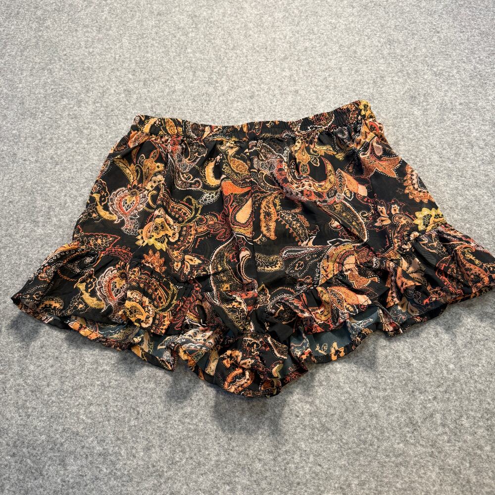 Women's Nasty Gal SHEER Black Paisley Ruffle Hem Shorts Size‎ 8 NEW - Picture 2 of 7